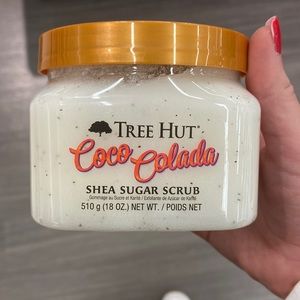 TREE HUT BODY SCRUB